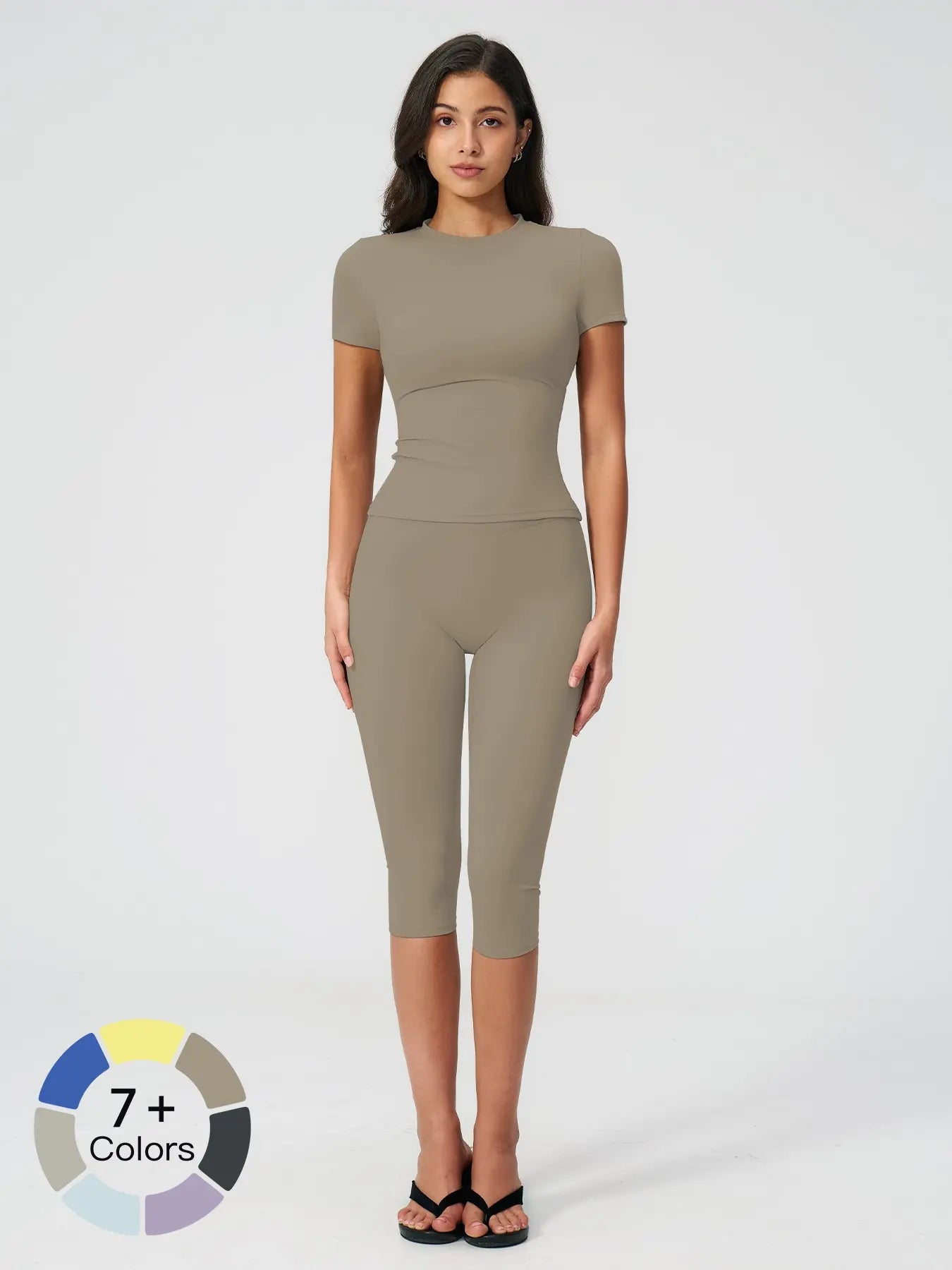 Breathable Tight Yoga Set, Fitted Sportswear Set, High Waist Quick-Dry Fitness Wear, Versatile Capris Pants, Sporty for All Seasons